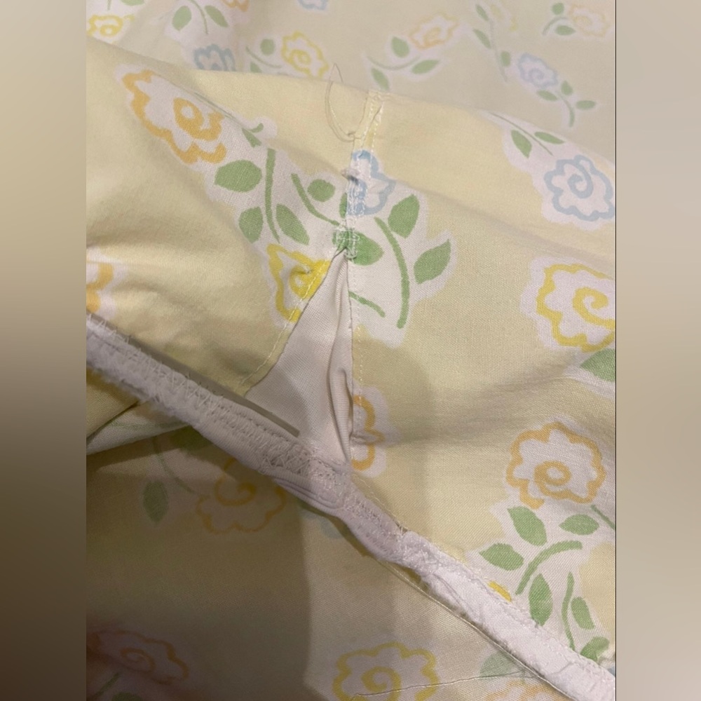 Vintage Queen Bed Sheet And Pillow Case - Picture 5 of 8
